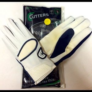 Cutters football gloves